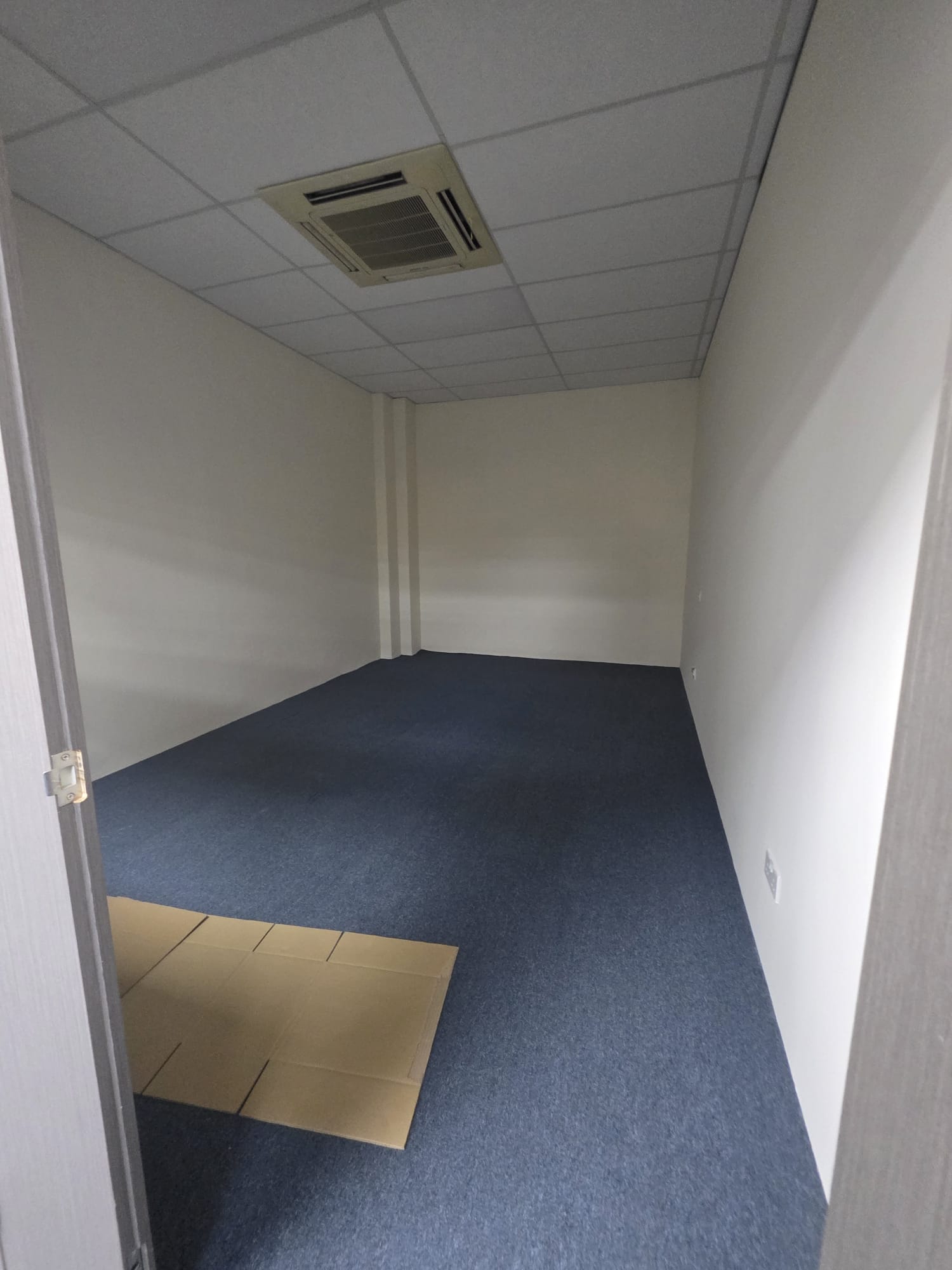 Meeting Room_9 Woodlands terrace Stand Alone B2 Factory @ 9 Woodlands Terrace | 30K sqft