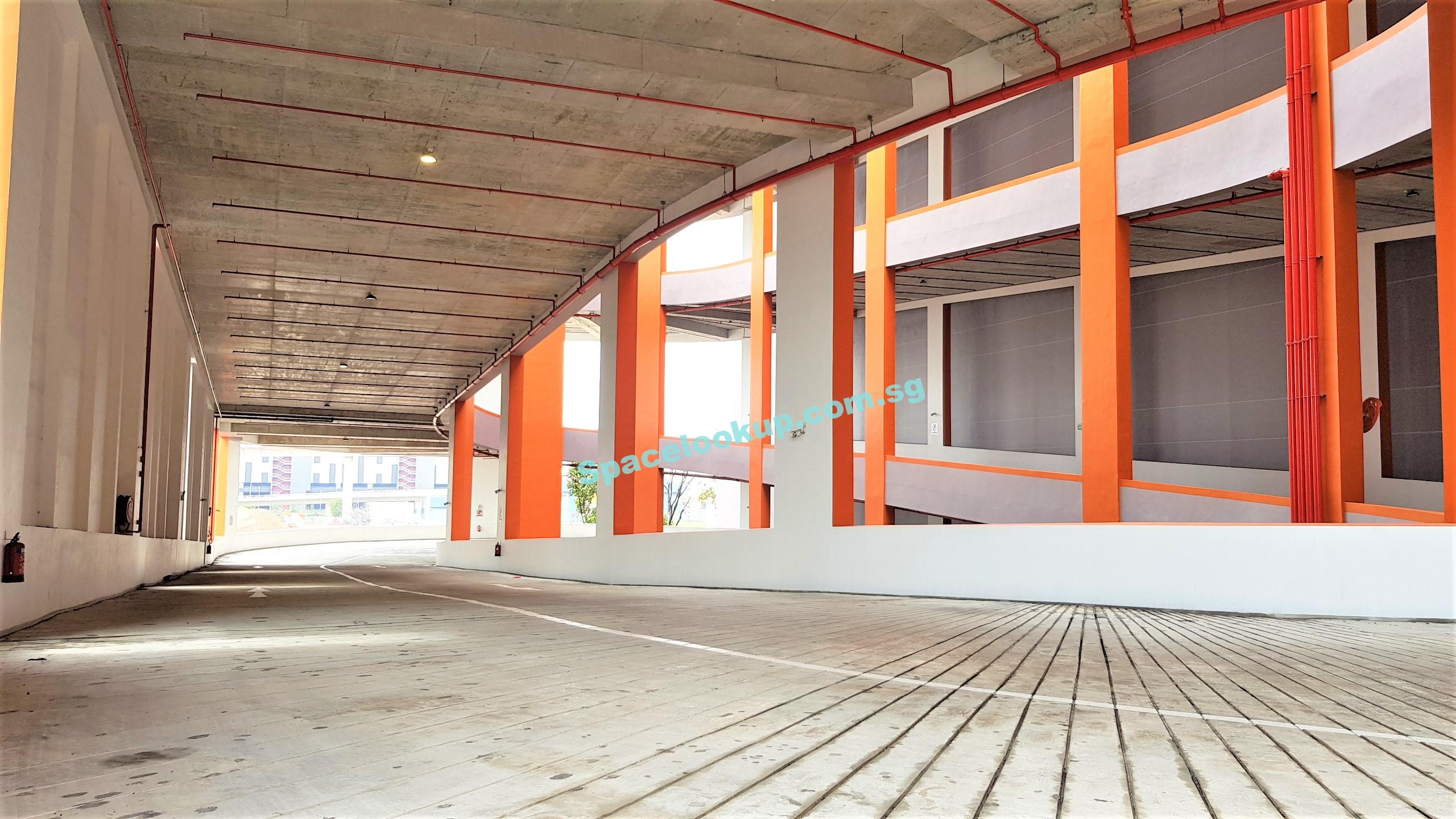 Ramp up warehouse for rent at Pioneer
